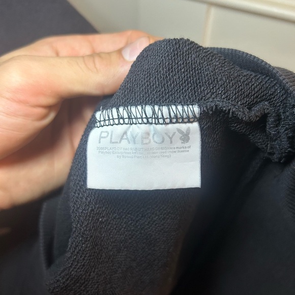 Vintage 2005 Playboy distressed crest logo patch sweater - Picture 3 of 11